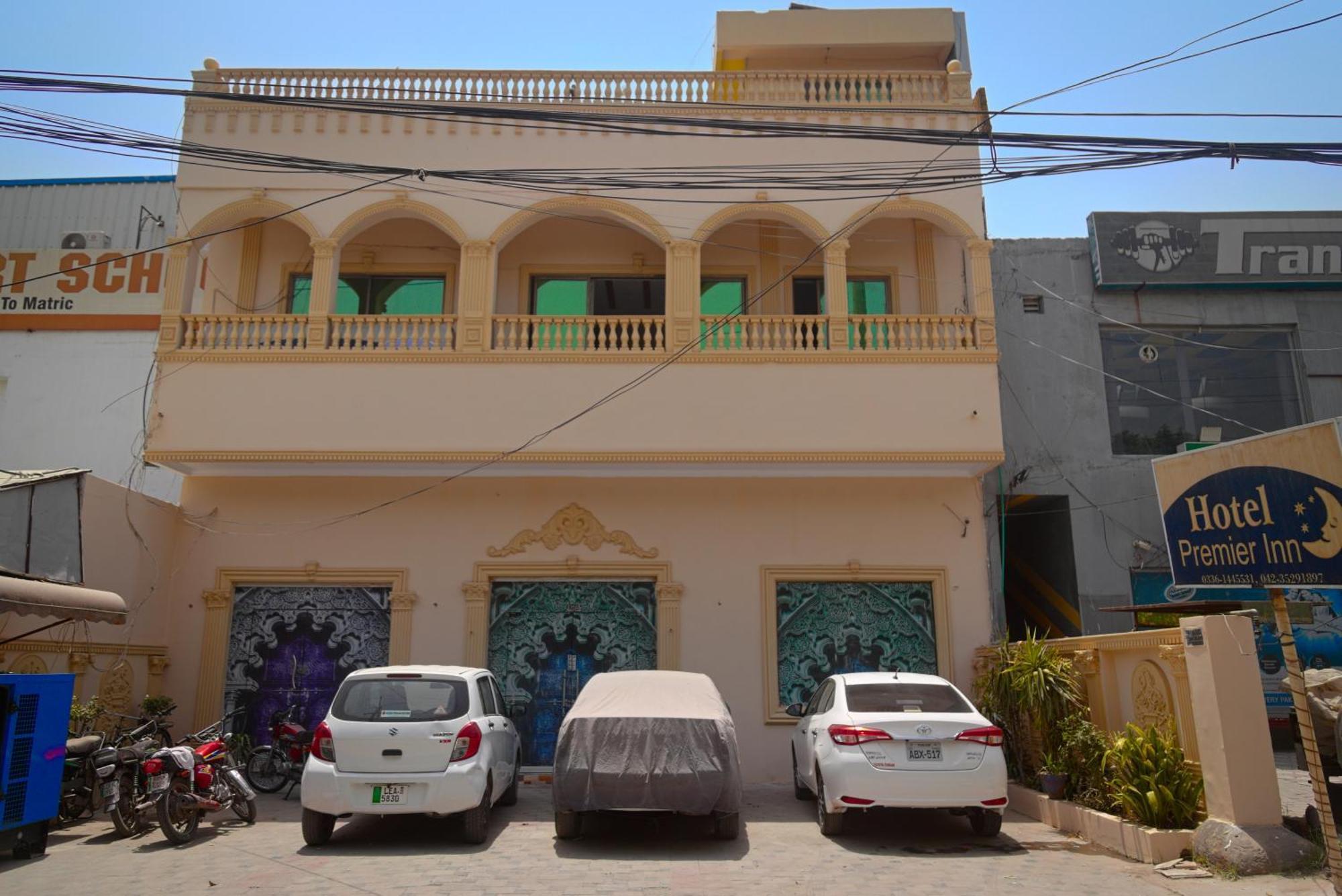 Premier Inn Johar Town Lahore Buitenkant foto