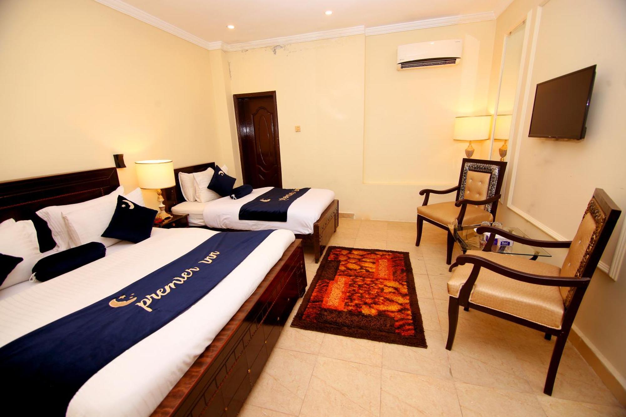 Premier Inn Johar Town Lahore Buitenkant foto