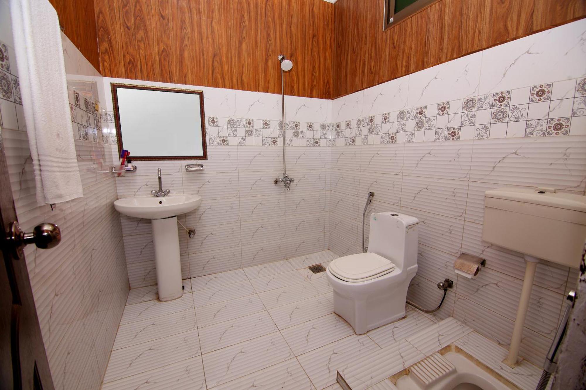 Premier Inn Johar Town Lahore Buitenkant foto